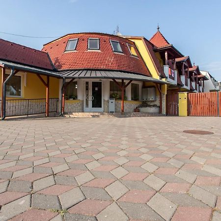 Margareta Apartman Es Ueduelohaz Bogács 외부 사진