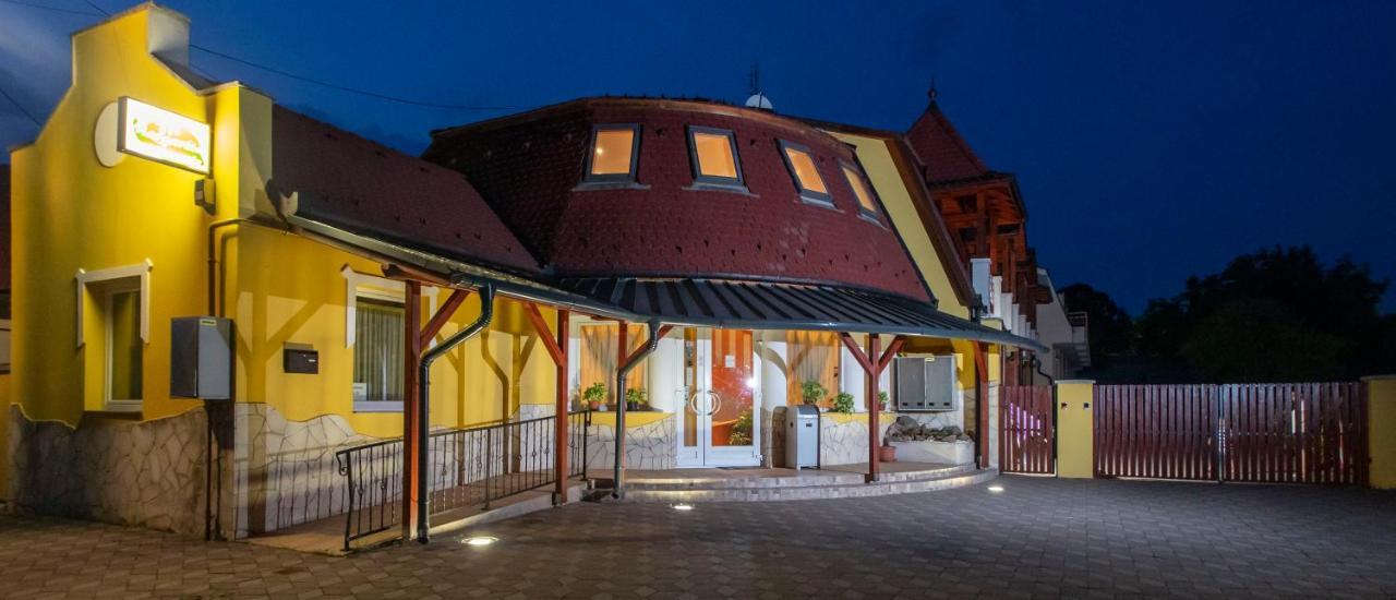 Margareta Apartman Es Ueduelohaz Bogács 외부 사진